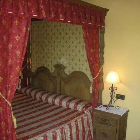 Hotel Real